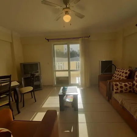 Lovely 2-bed Three Communal Pool Apartman Didim